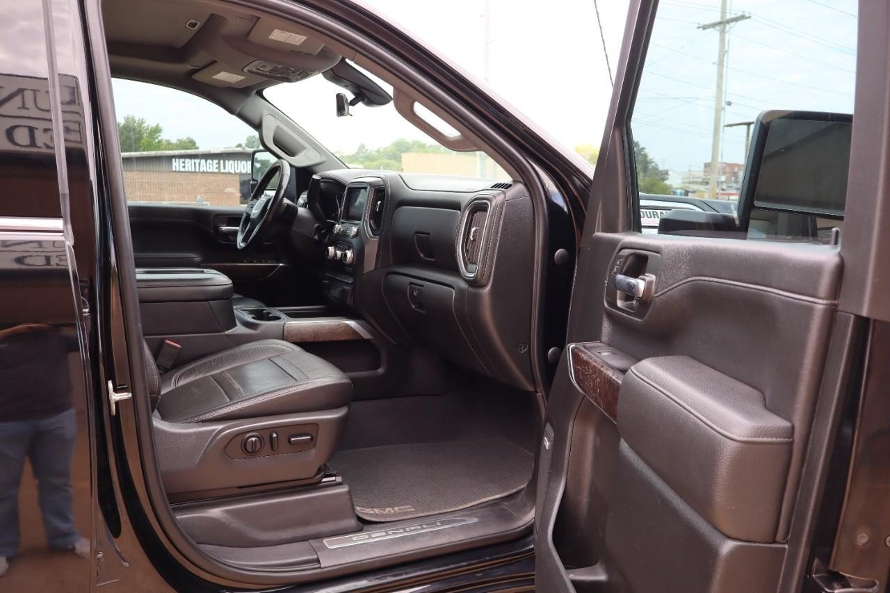 Used 2020 GMC Sierra 2500 Denali w/ Denali Ultimate Package AWD/4WD image 31
