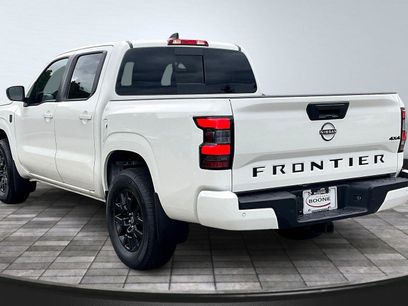 New 2026 Nissan Frontier SV w/ Tow Package