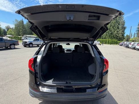 Used 2021 GMC Terrain SLE FWD image 34