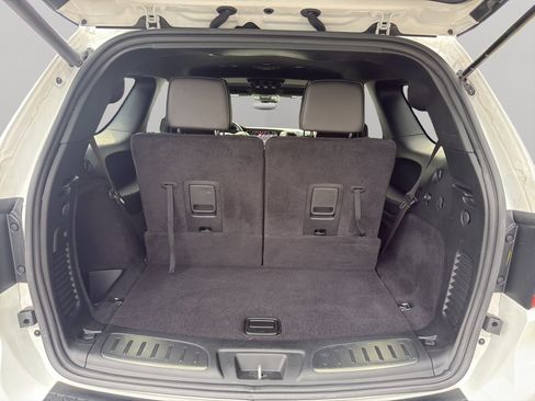 Used 2025 Dodge Durango R/T AWD/4WD image 8