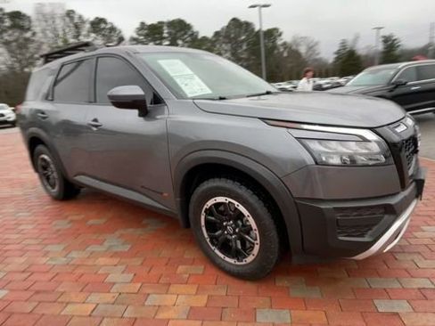 Used 2024 Nissan Pathfinder Rock Creek image 3