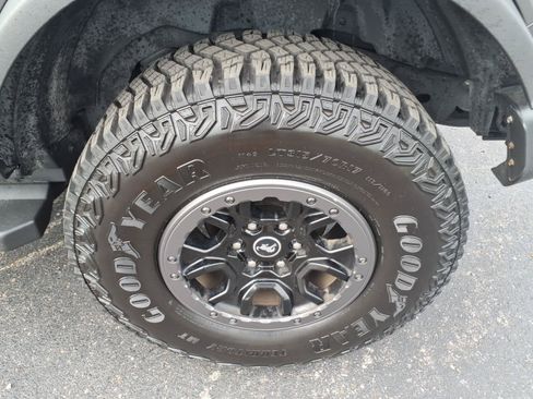 Used 2022 Ford Bronco Outer Banks w/ Sasquatch Package AWD/4WD image 10