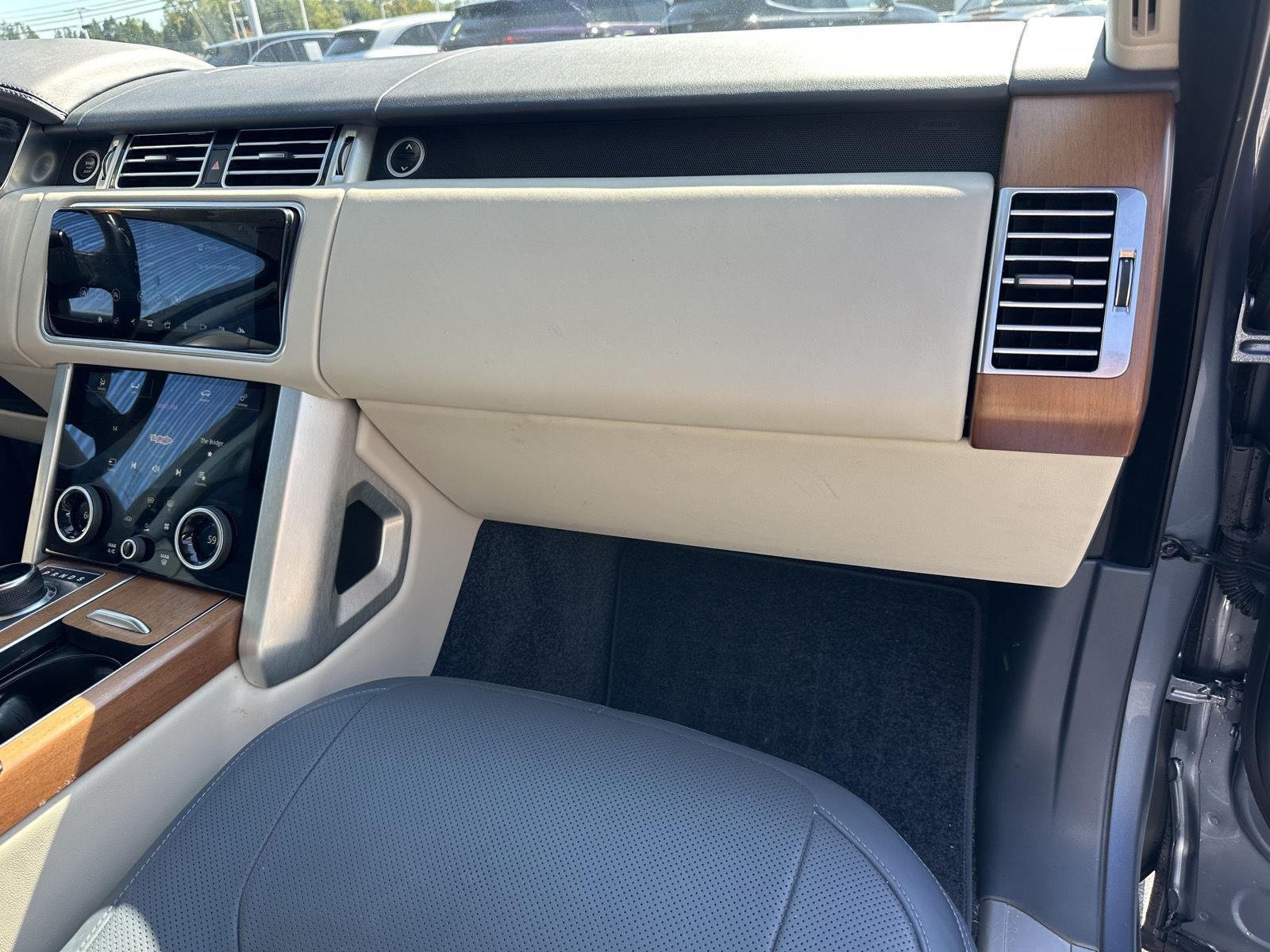 Used 2019 Land Rover Range Rover HSE AWD/4WD image 13