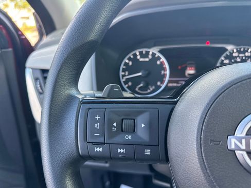 Certified 2023 Nissan Rogue SV image 14