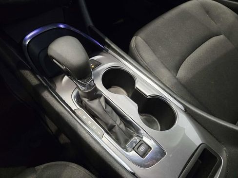 Used 2025 Chevrolet Malibu LT FWD image 25