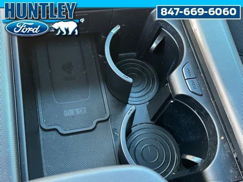 Used 2024 Hyundai Palisade Calligraphy image 25