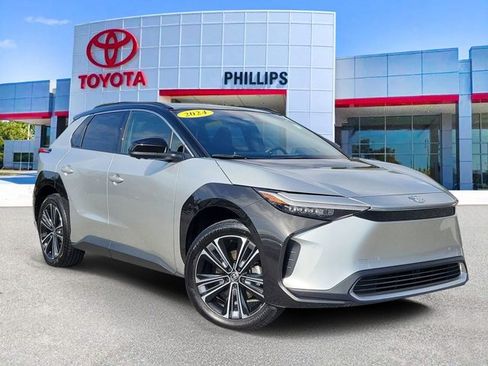 Used 2024 Toyota bZ4X Limited image 1