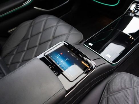 Used 2023 Mercedes-Benz Maybach S 580 4MATIC image 46