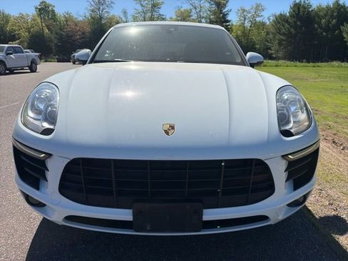 Used 2018 Porsche Macan Sport Edition AWD/4WD image 2