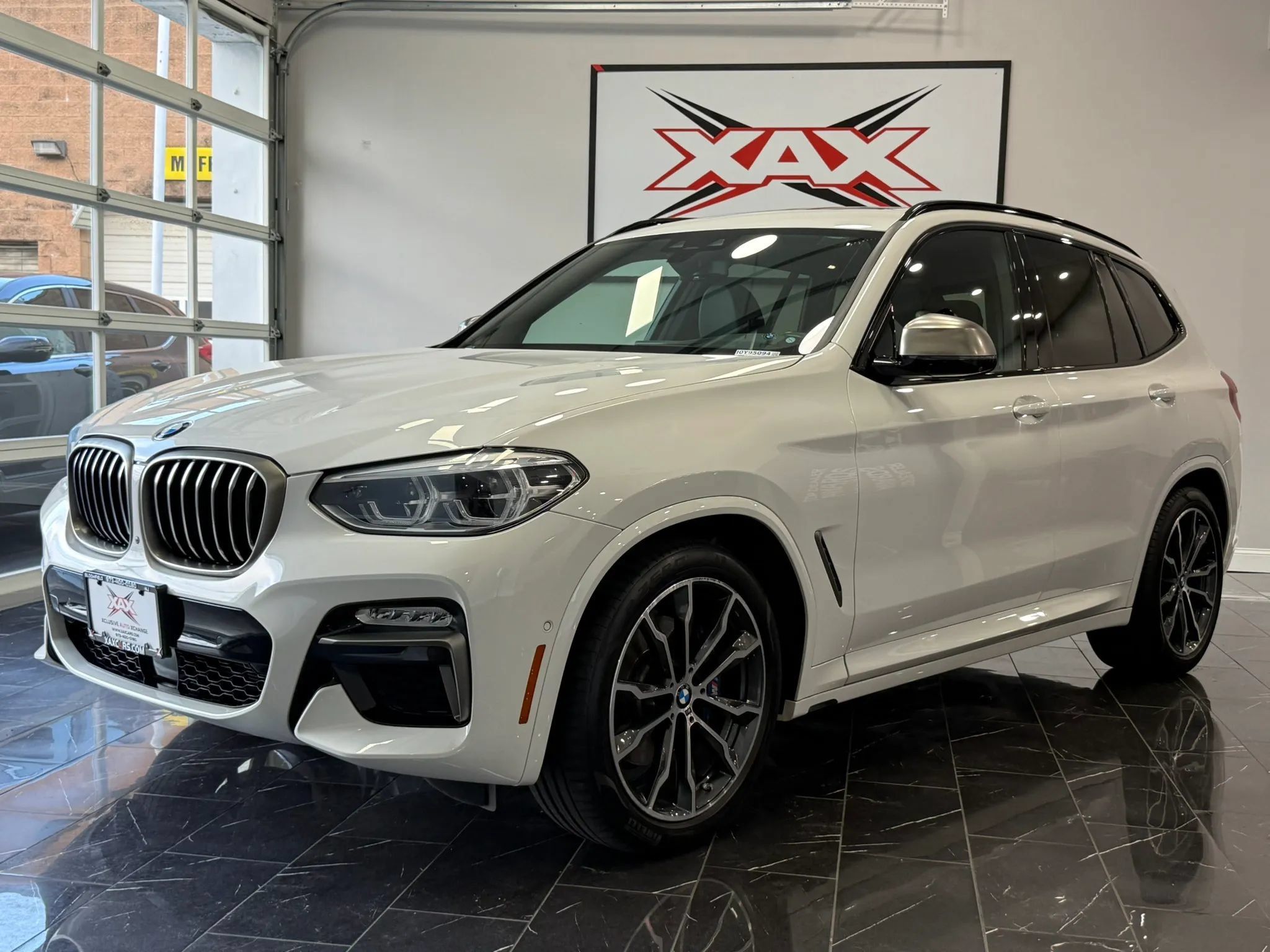 Used 2018 BMW X3 M40i AWD/4WD image 3