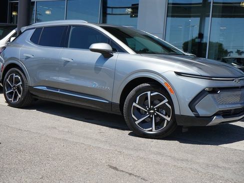 New 2025 Chevrolet Equinox EV LT image 1