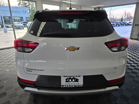 Used 2023 Chevrolet TrailBlazer LT w/ Convenience Package image 5