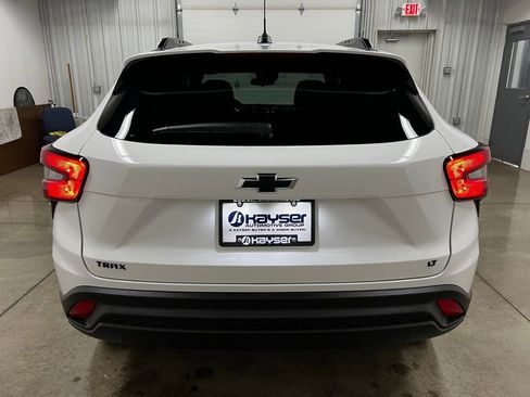 New 2026 Chevrolet Trax LT w/ Driver Confidence Package image 4