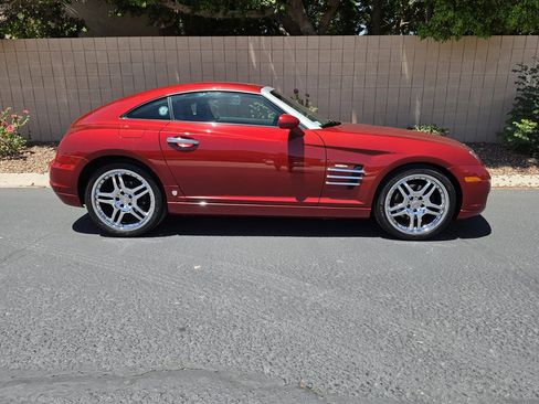 Used 2004 Chrysler Crossfire Coupe RWD image 2