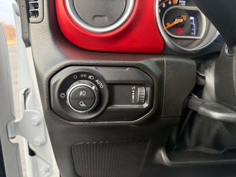 Used 2023 Jeep Gladiator Rubicon w/ Cold Weather Group image 16