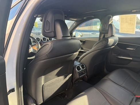 Used 2023 Mercedes-Benz C 300 Sedan image 6