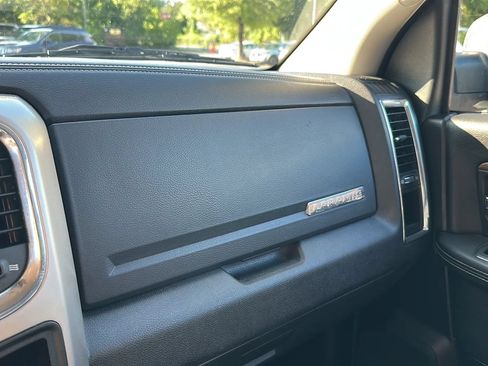 Used 2017 RAM 1500 Laramie AWD/4WD image 42