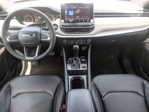 Used 2024 Jeep Compass Limited AWD/4WD image 16