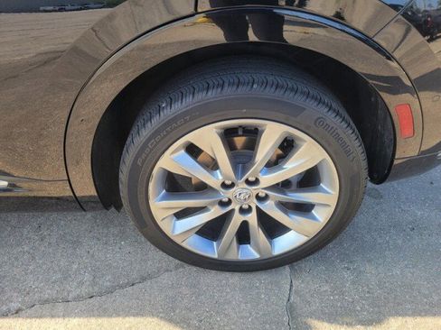 Used 2023 Buick Envision Avenir image 9