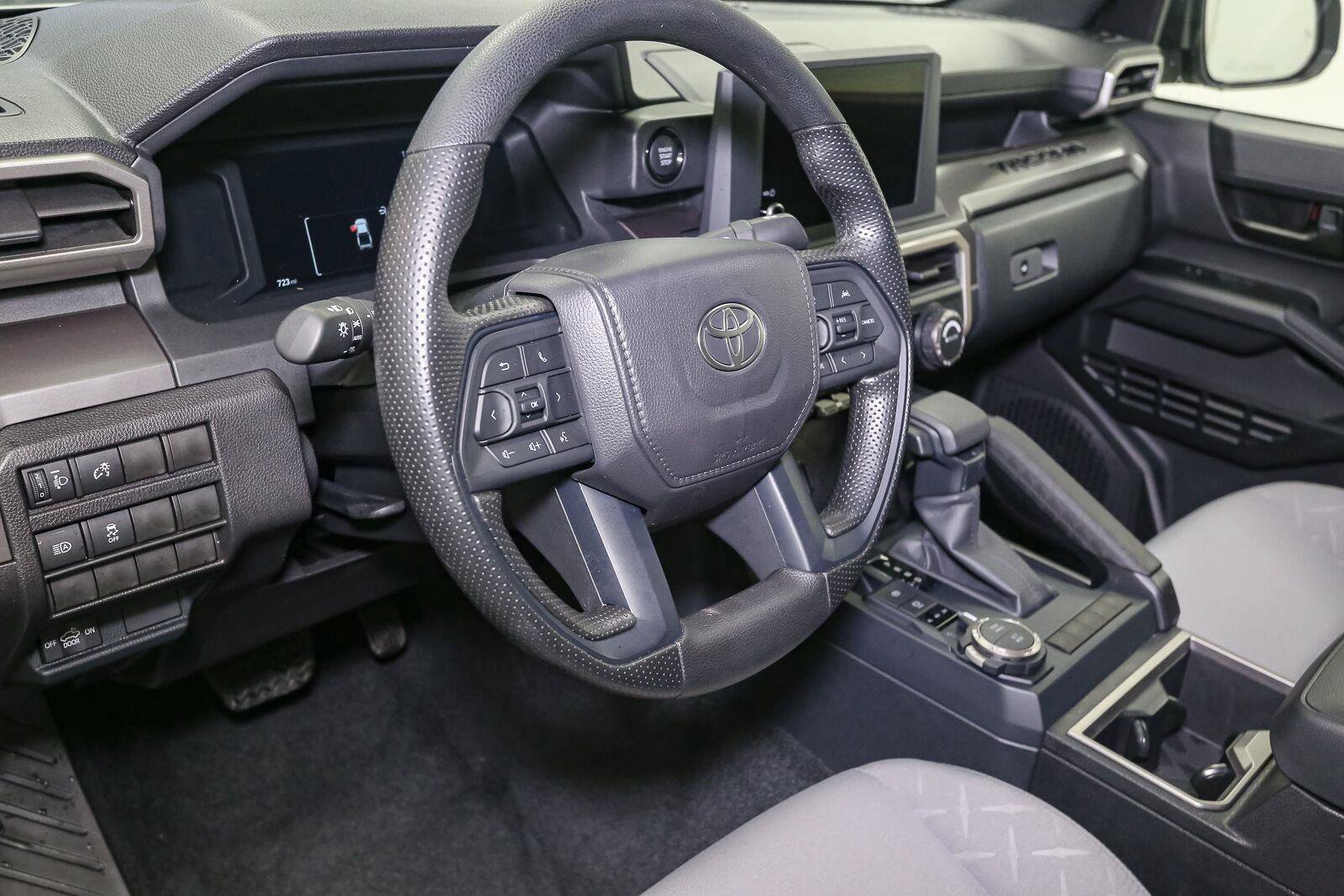 Used 2026 Toyota Tacoma SR5 AWD/4WD image 22