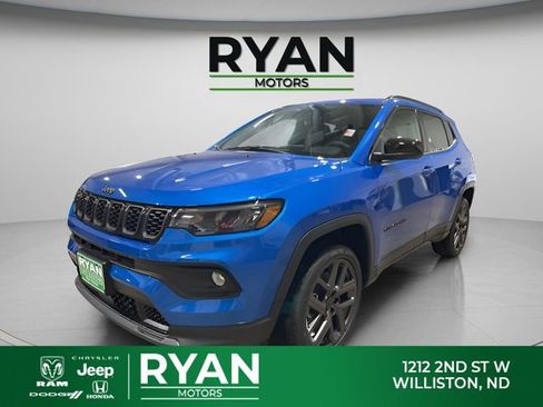 New 2026 Jeep Compass Latitude image 5