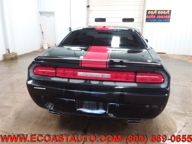 Used 2013 Dodge Challenger SXT RWD image 8