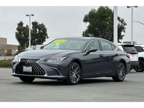 Used 2023 Lexus ES 300h w/ Premium Package FWD image 8