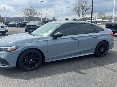 Used 2024 Honda Civic Sport image 12