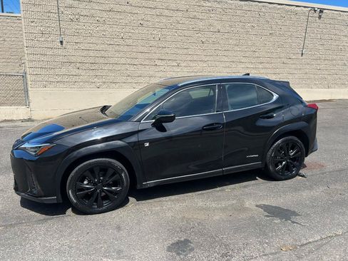 Used 2021 Lexus UX 250h F Sport AWD/4WD image 8