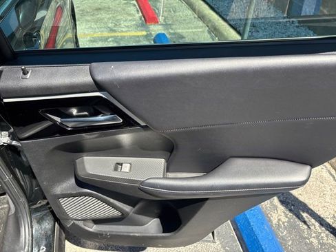 Used 2023 Mitsubishi Outlander SE image 56