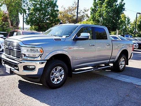 Used 2021 RAM 3500 Laramie AWD/4WD image 9
