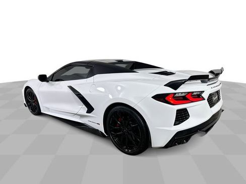 Used 2023 Chevrolet Corvette Stingray Preferred Conv w/ Battery Protection Package RWD image 6