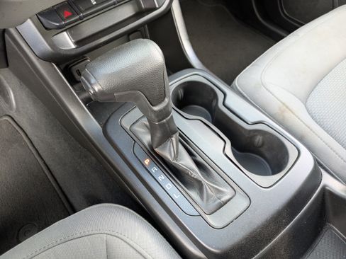 Used 2021 Chevrolet Colorado W/T w/ WT Convenience Package image 24