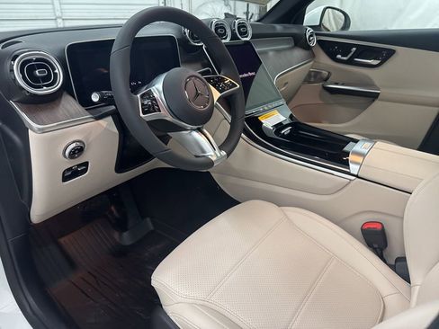 New 2026 Mercedes-Benz GLC 300 4MATIC image 12