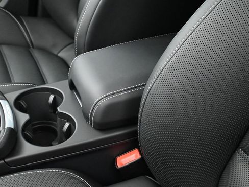 Used 2026 Porsche Macan S image 21