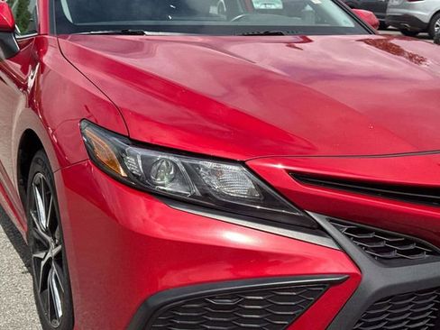 Used 2023 Toyota Camry SE FWD image 10