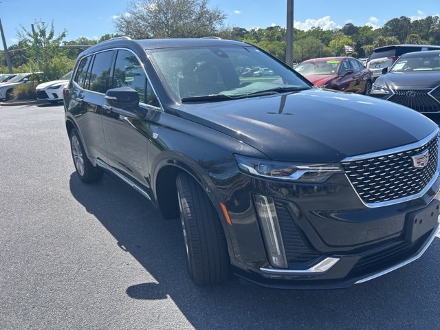 Used 2024 Cadillac XT6 Premium Luxury AWD/4WD image 3