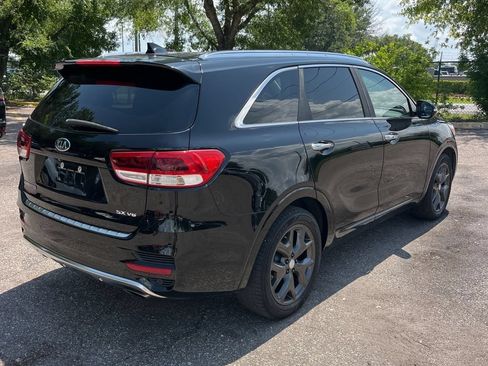 Used 2017 Kia Sorento SX FWD image 3