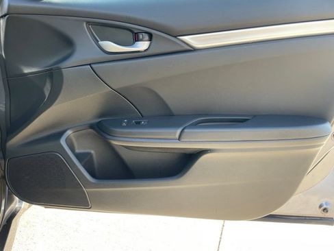 Used 2020 Honda Civic Sport image 25