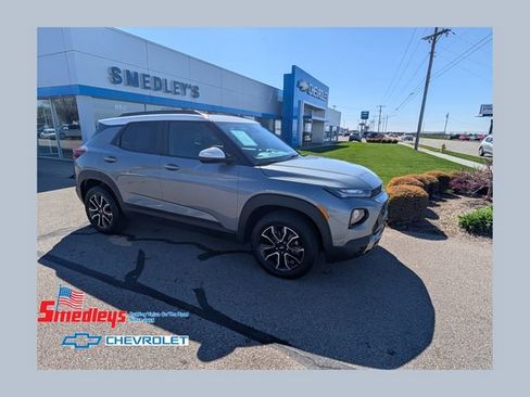 Used 2023 Chevrolet TrailBlazer ACTIV w/ Sun and Liftgate Package AWD/4WD image 1