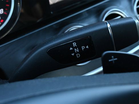 Used 2018 Mercedes-Benz E 300 E 300 image 12