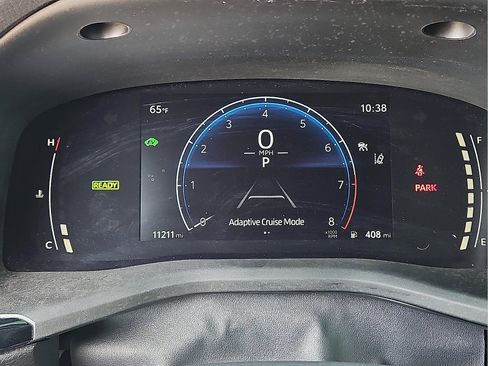 Used 2025 Toyota Camry SE image 18