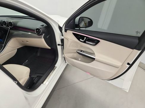 Used 2023 Mercedes-Benz C 300 4MATIC Sedan image 38