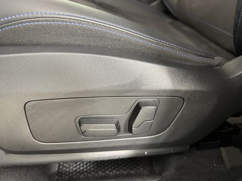 Certified 2025 BMW X1 xDrive28i w/ M Sport Package image 23