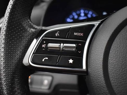 Used 2023 Kia Forte GT-Line image 23