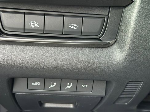 Used 2025 MAZDA CX-30 AWD 2.5 S w/ Premium Package image 19