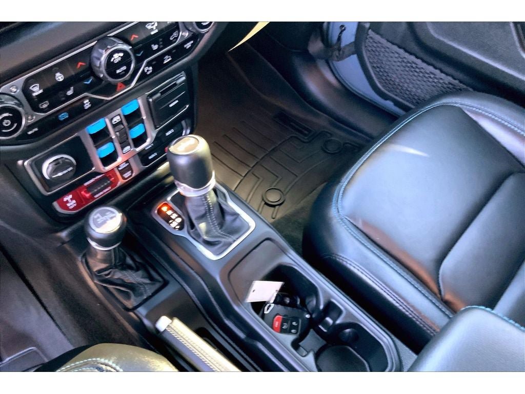 Used 2024 Jeep Wrangler Unlimited Rubicon 4xe AWD/4WD image 18