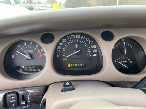 Used 2003 Buick Le Sabre Limited w/ Celebration Edition Package image 20