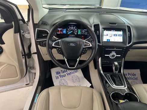 Used 2018 Ford Edge Titanium w/ Equipment Group 302A AWD/4WD image 29