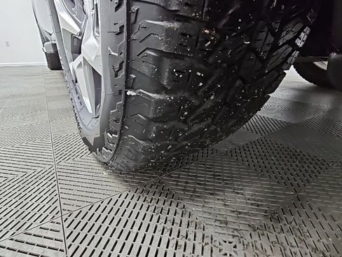 Used 2023 GMC Sierra 1500 SLT w/ SLT Premium Package image 50